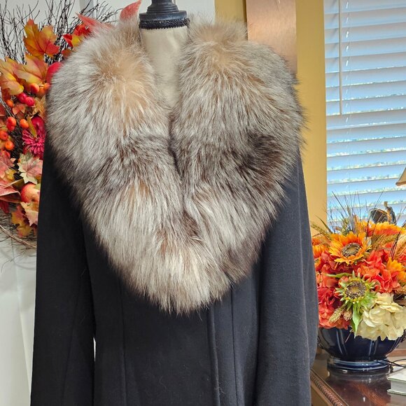 1 Madison Womens Coat XXL Black Fox Fur Retro Glam Old Money Quiet Luxury - Picture 1 of 15